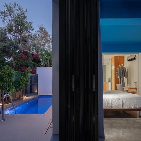 Adrop Pool Suites Paphos Extérieur photo
