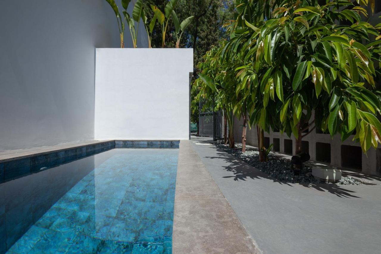 Adrop Pool Suites Paphos Extérieur photo
